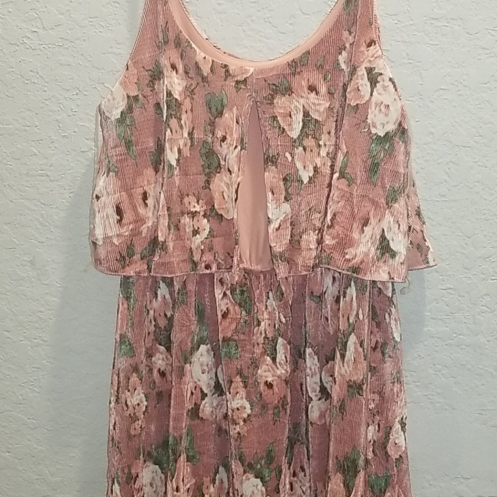 Open back dress - Picture 4 of 7